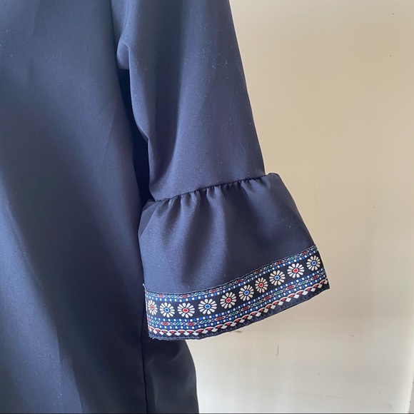 OC Order Plus Floral Bell Sleeve Blouse Top - Picture 6 of 13